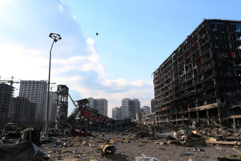 Ucrânia: Novo recolher obrigatório decretado em Kiev