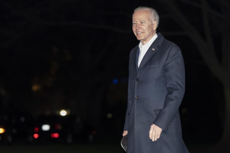 Ucrânia: Biden quer “esperar para ver” se Rússia cumpre intenção de desescalada