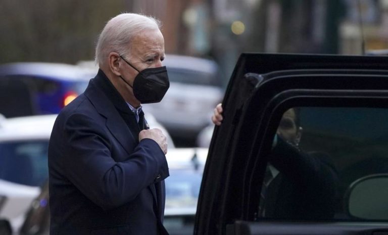 Ucrânia: Biden recusa pedir desculpa por ter pedido saída do poder de Putin