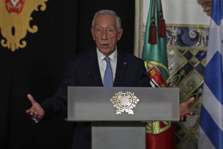 Governo: Marcelo fala em “virar de página” mas realça que “há desafios” a enfrentar