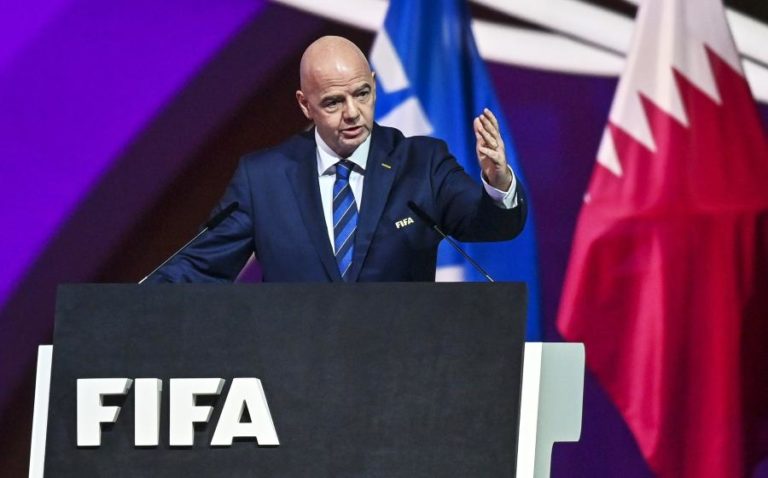 Gianni Infantino volta a candidatar-se à presidência da FIFA