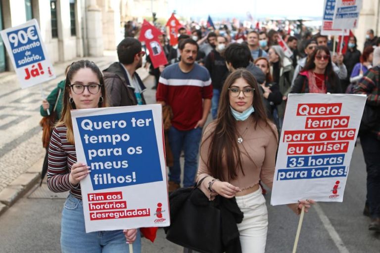Jerónimo diz que acabar com precariedade no trabalho jovem é “responsabilidade” do Governo