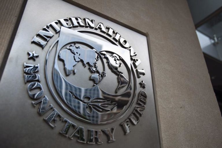 Retoma de ajuda financeira do FMI a Moçambique é “balão de oxigénio”