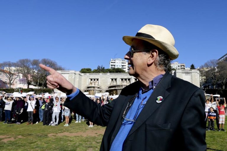 António-Pedro Vasconcelos quer continuar a filmar enquanto houver cinemas