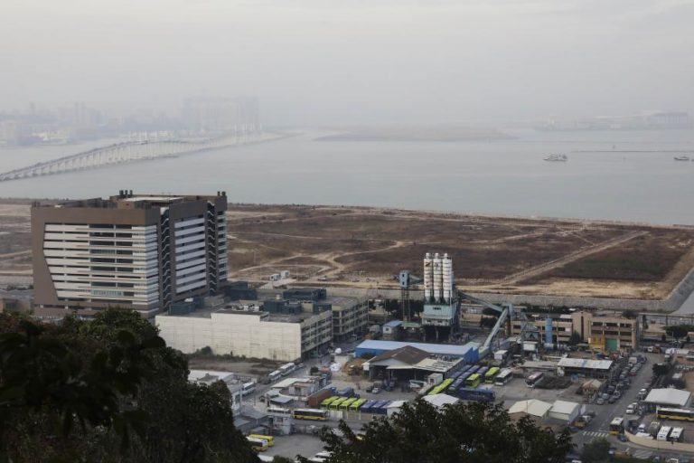 Deputados de Macau pedem utilização temporária de terrenos recuperados pelo Governo