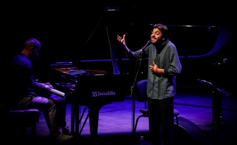 Festival A Porta regressa ao formato itinerante em Leiria com Salvador Sobral