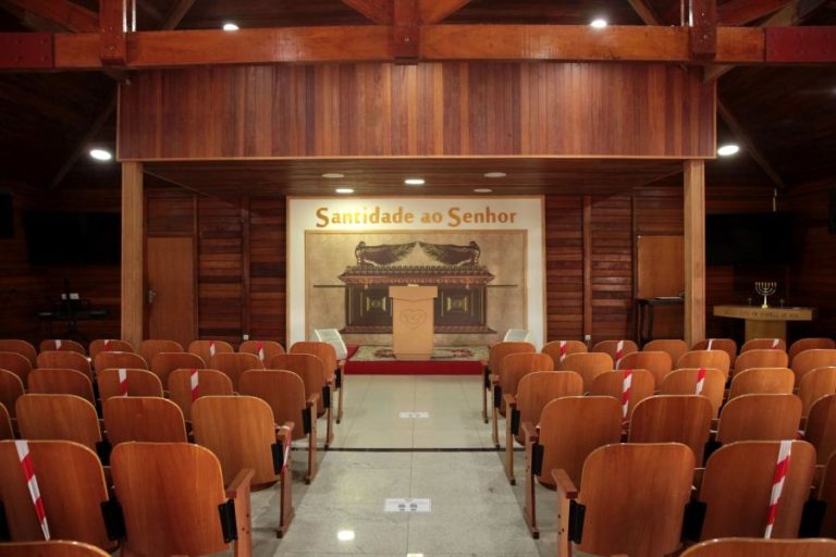 IURD em Angola anuncia reabertura dos seus templos dois anos depois