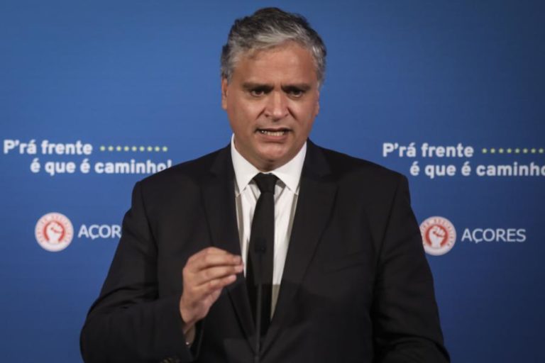 Vasco Cordeiro diz que geringonça nos Açores “agrava” situação económica na região