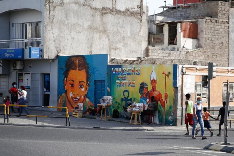 Projeto de Capital Humano em Cabo Verde com 26 milhões de dólares do Banco Mundial