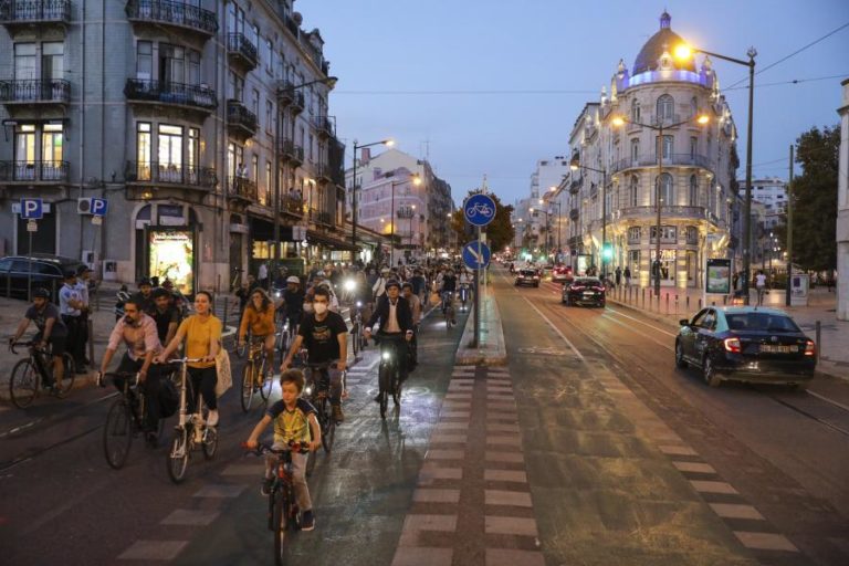 Livre na Câmara de Lisboa propõe transformar Almirante Reis numa “verdadeira Avenida da Igualdade”