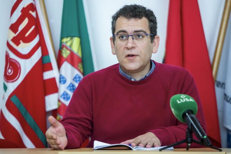 Frente Comum pede ao Governo reversão da descentralização na Educação e Saúde