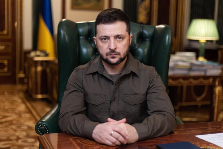 Ucrânia: Zelensky aceitou participar em sessão no parlamento português