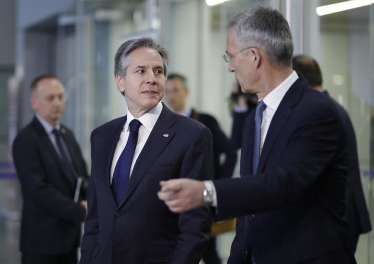 Ucrânia: EUA assumem novo compromisso de fornecimento de mísseis a Kiev