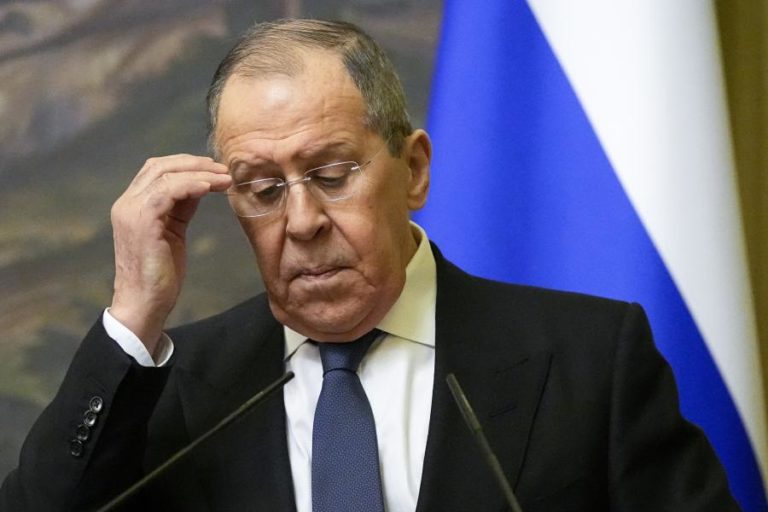 Ucrânia: Rússia expulsa 18 funcionários da missão da UE em Moscovo