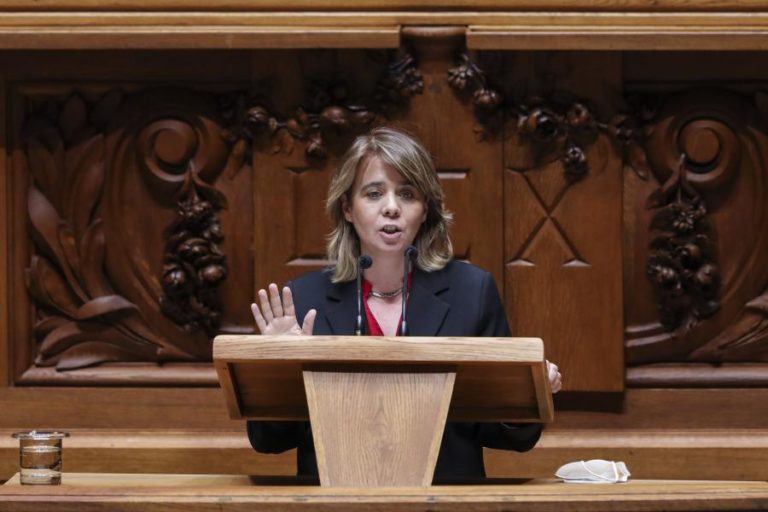 Governo: BE acusa Governo de anunciar “corte real de salários” ao rejeitar atualizar à inflação