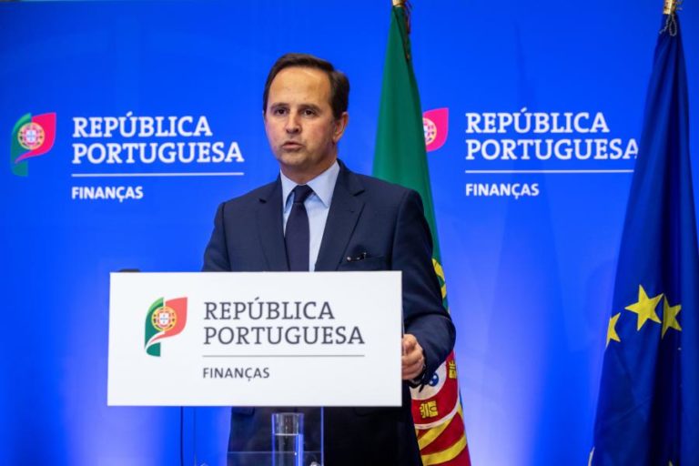 OE2022: Nova proposta confirma desdobramento dos 3.º e 6.º escalões do IRS