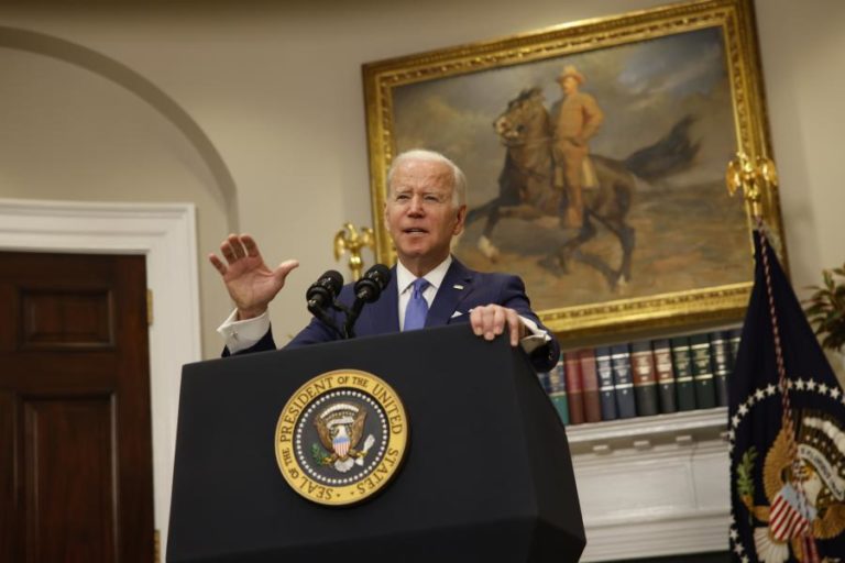 Ucrânia: Biden pede mais 31 mil milhões de euros para ajuda a Kiev contra a Rússia