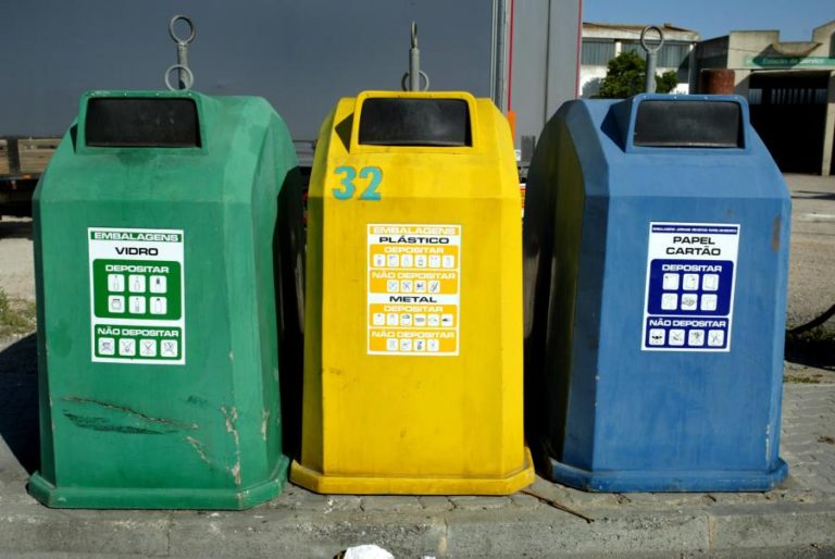 Tribunal de Contas assinala incumprimento de reciclagem de plástico em 2020