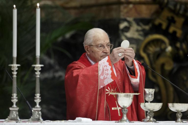 Papa recorda “dedicação exemplar” do antigo secretário de Estado do Vaticano
