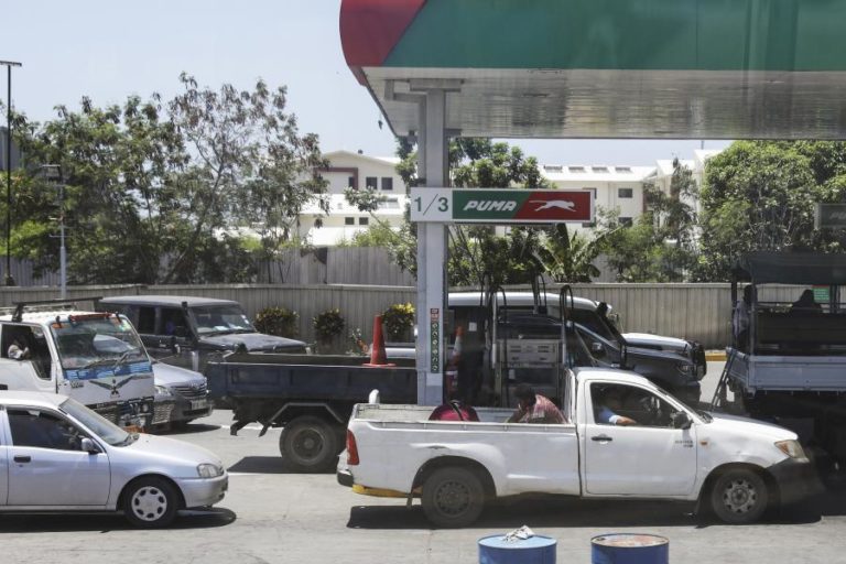 Preços de combustíveis sobem em Moçambique