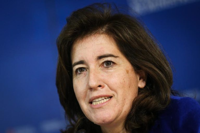 Governo anuncia fórum bianual no Porto para acompanhar compromissos da Cimeira Social de 2021