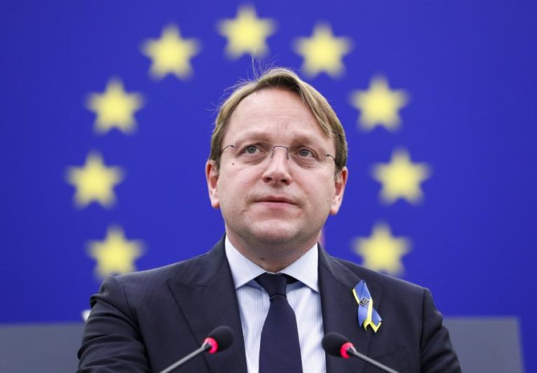 Conferência de Bruxelas em apoio à Síria garante ajuda de 6,4 mil milhões de euros