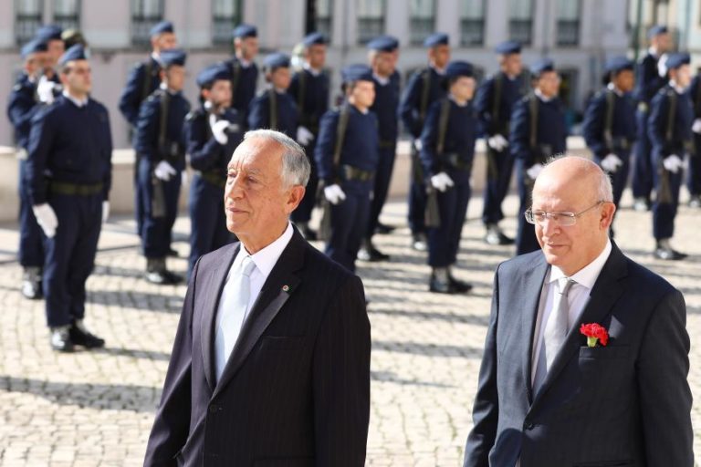 Presidente da República condecorou Augusto Santos Silva