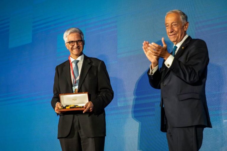 Presidente da República condecorou Associação Cristã de Empresários e Gestores