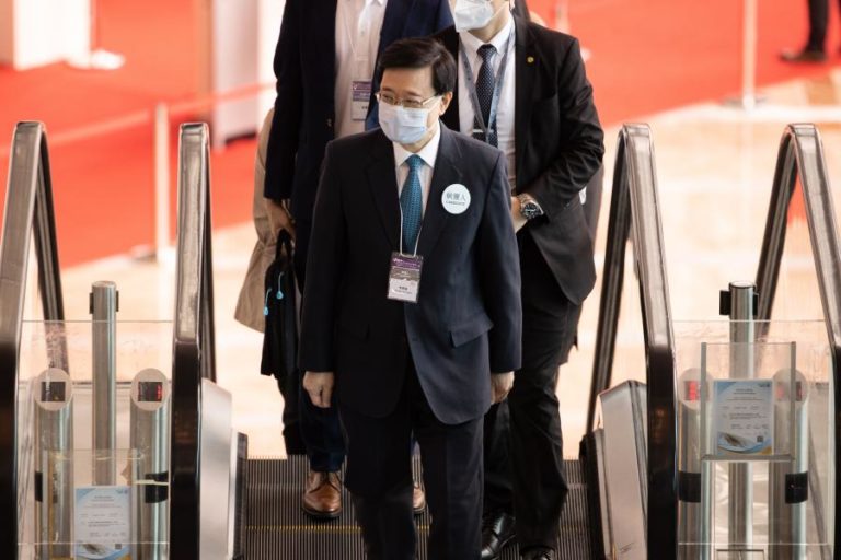 John Lee eleito novo chefe do executivo em Hong Kong