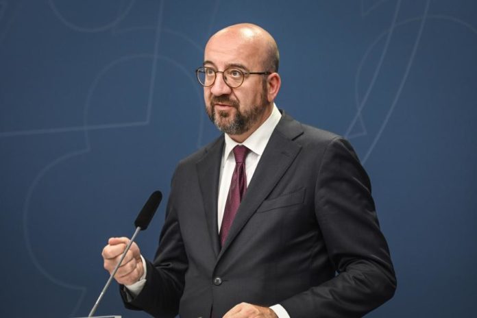 38617635.jpg