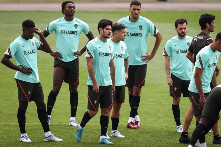 Liga Nações: Portugal retoma preparação com Rui Patrício, Pepe e Diogo Jota