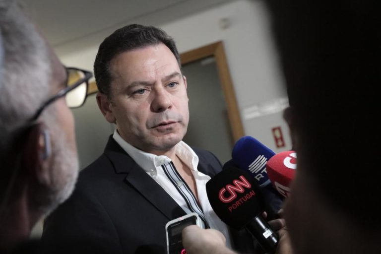 Montenegro diz que resultado das eleições do PSD “honra o partido e a democracia portuguesa”