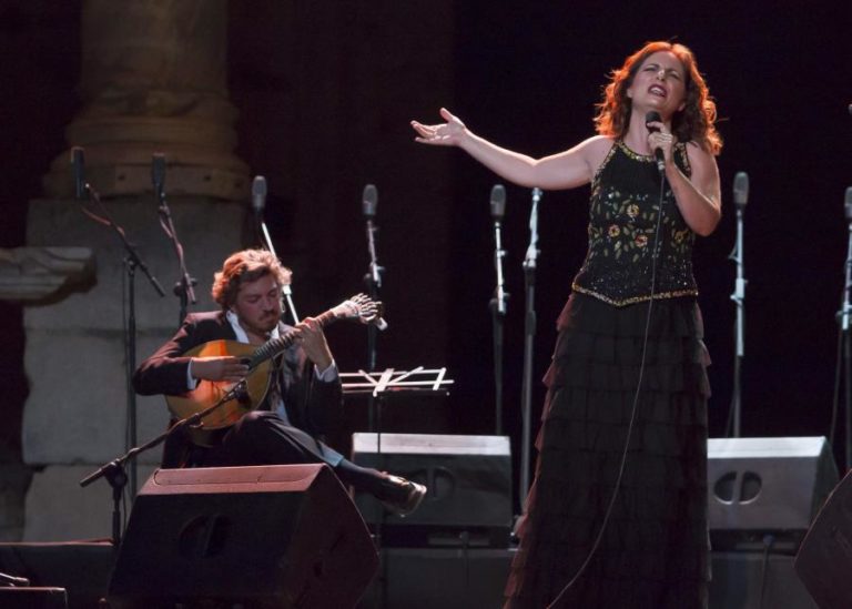 Katia Guerreiro e Hélder Moutinho atuam este mês no Festival de Fado em Maputo