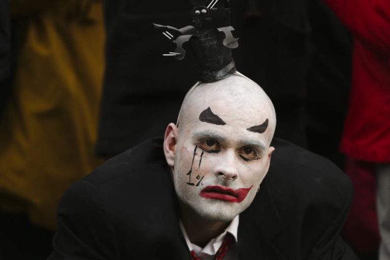 Prazo de submissão de candidaturas a apoios da DGArtes vai ser prolongado