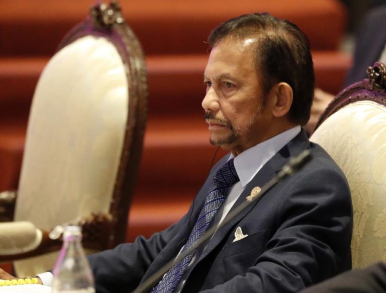 Brunei nomeia pela primeira vez uma mulher para liderar ministério