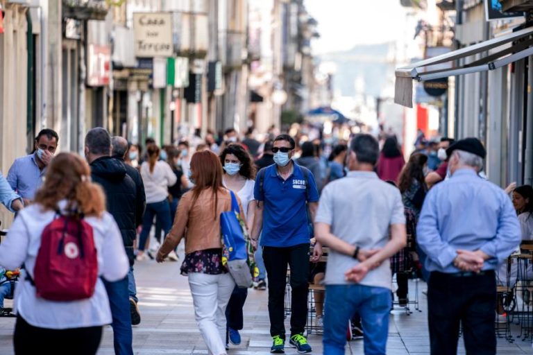 Covid-19: Incidência muito elevada sem tendência crescente – relatório