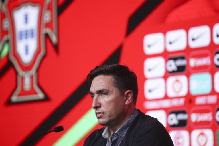 Rui Jorge cumpre 100 jogos nos sub-21 centrado mais no percurso do que nos resultados