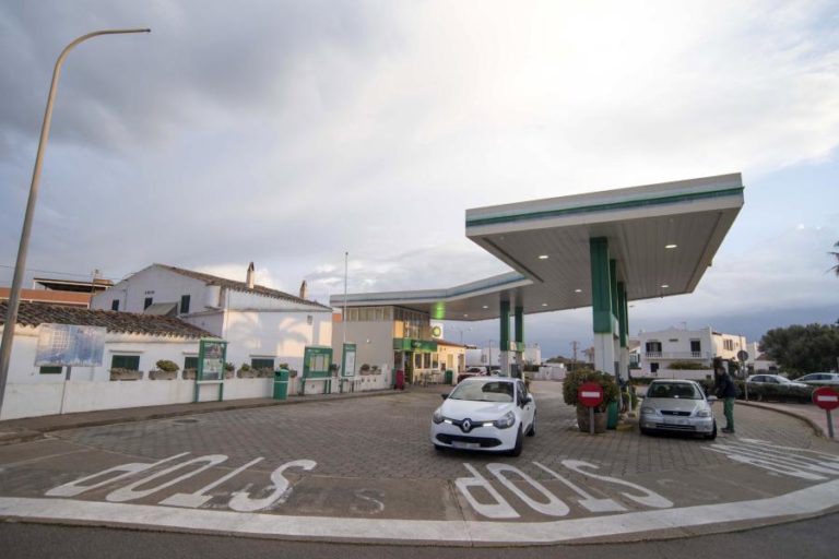 Taxa de inflação espanhola acelera para 8,7% em maio com aumento dos combustíveis