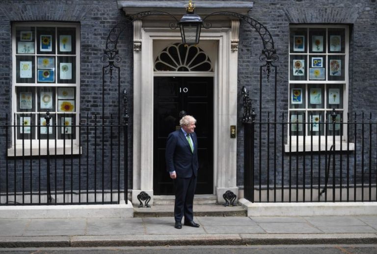 Costa e Boris Johnson preparam acordo político global bilateral pós-Brexit