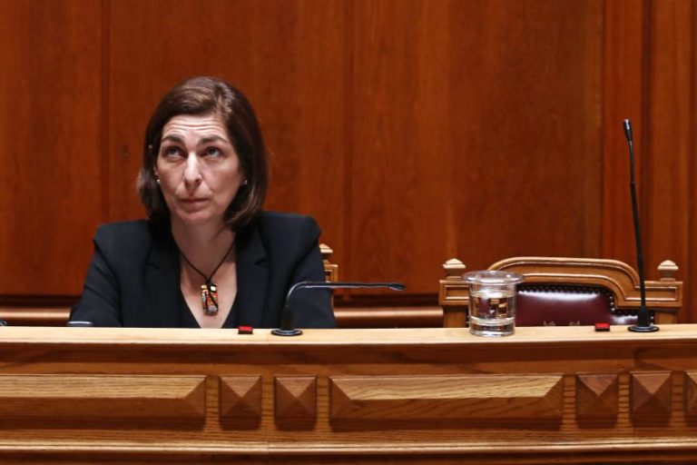 Governo anuncia que já foram celebrados cerca de 3 mil contratos de trabalho com ucranianos