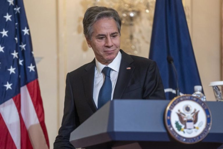 Blinken assinala 100 dias de guerra na Ucrânia pedindo a Putin que cesse o conflito