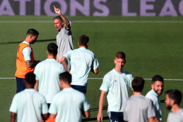 Liga Nações: Portugal mede forças com checos, que travaram Suíça e Espanha