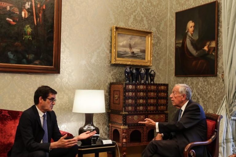 Rui Moreira pede ao PR para não promulgar OE2022 até ser “corrigido”