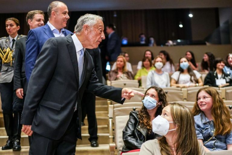 Marcelo destaca projeção de Paula Rego no mundo e falará com Costa sobre luto nacional