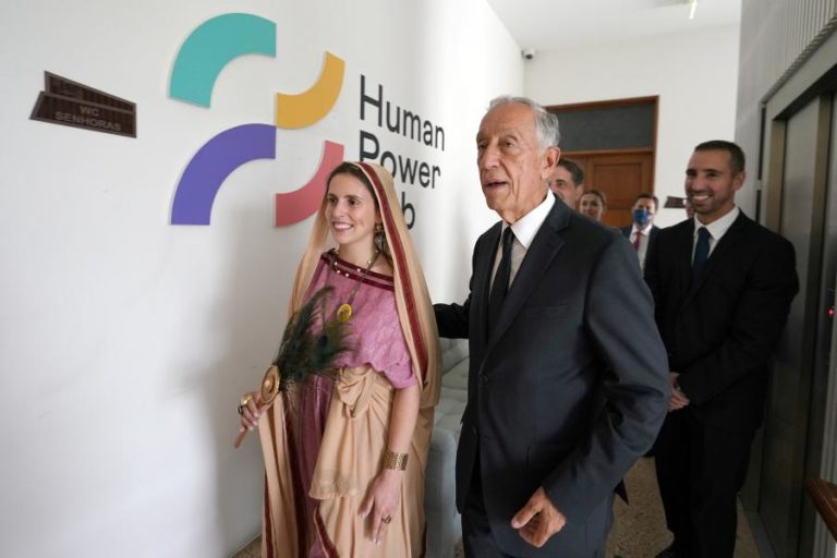 PR diz que a onda é de inovação social e avisa que não se pode perder tempo