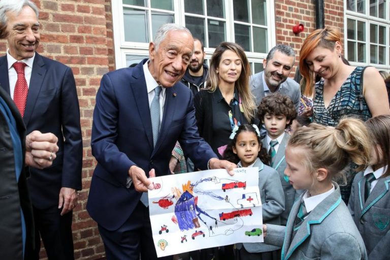 10 de Junho: Marcelo elogia investimento na educação bilingue das crianças lusófonas no Reino Unido