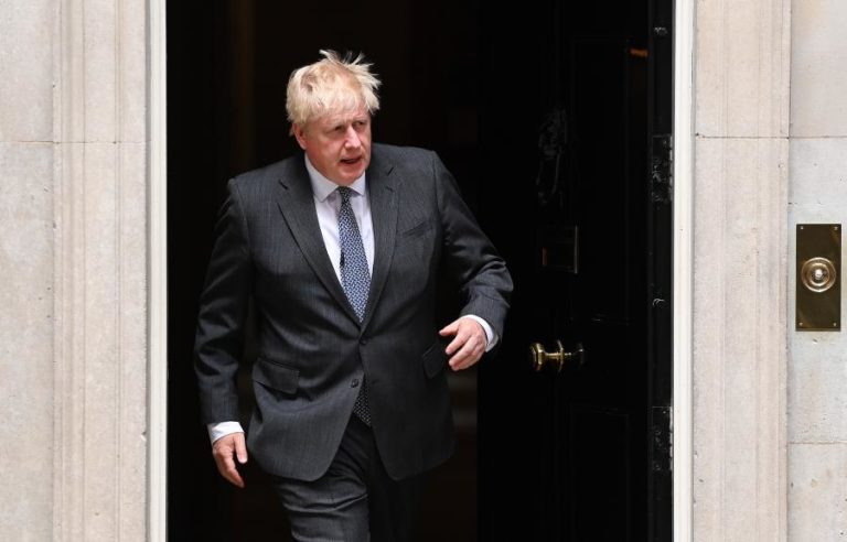 Boris Johnson defende que próxima edição da Eurovisão seja na Ucrânia em 2023