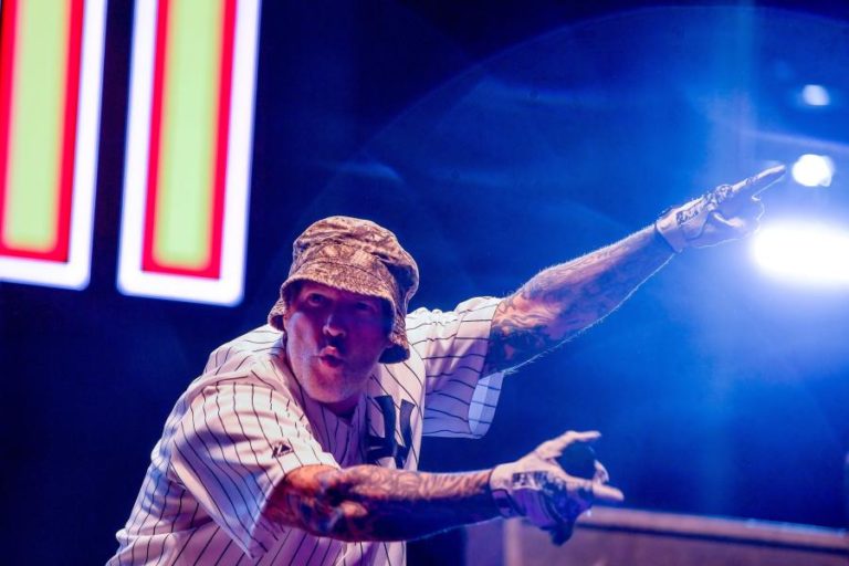 Limp Bizkit adiam digressão que incluía concerto no festival Vilar de Mouros