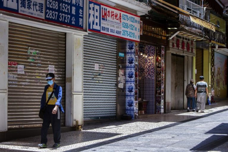 Macau baixa sinal de alerta à medida que ciclone Chaba se afasta