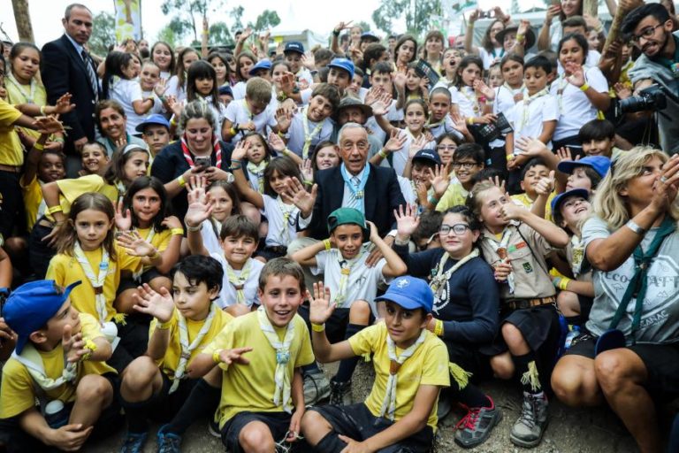 Escutismo sobreviveu à ditadura, afirmou-se na revolução e cresceu em democracia – PR